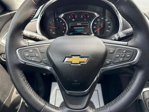 Used 2018 Chevrolet Malibu LT FWD image 34