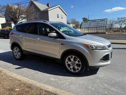 Used 2014 Ford Escape Titanium w/ Equipment Group 401A AWD/4WD image 8
