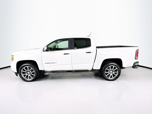 Used 2022 GMC Canyon Denali image 4