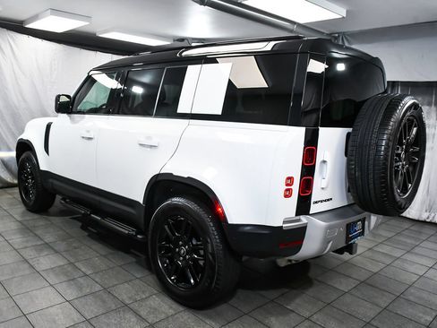 Used 2025 Land Rover Defender 110 S AWD/4WD image 4