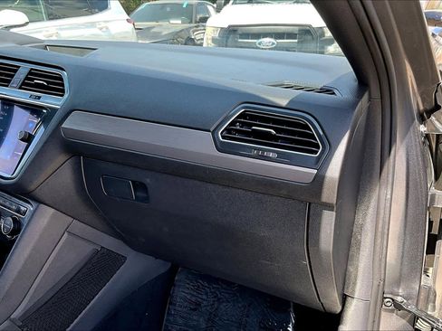 Used 2019 Volkswagen Tiguan SEL R-Line image 19