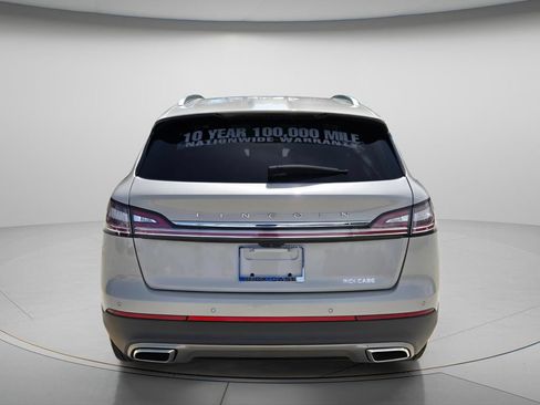 Used 2023 Lincoln Nautilus AWD w/ Premium Package image 5