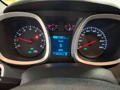 Used 2016 Chevrolet Equinox LT w/ Convenience Package image 26