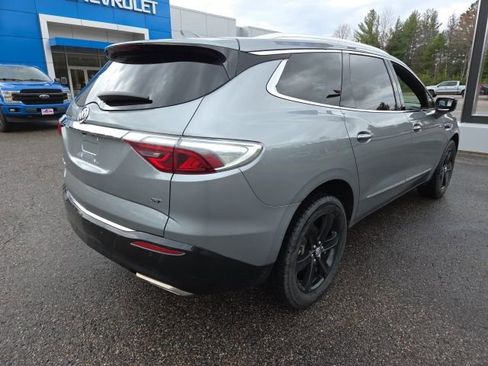 Used 2024 Buick Enclave Essence w/ Experience Buick Package image 29