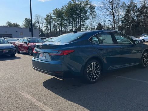 New 2026 Toyota Camry XLE AWD/4WD image 8