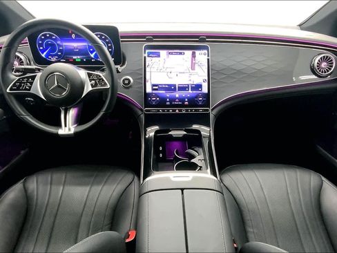 Certified 2023 Mercedes-Benz EQE 500 4MATIC Sedan image 19