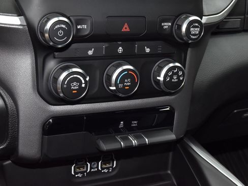 Used 2023 RAM 1500 Big Horn AWD/4WD image 29