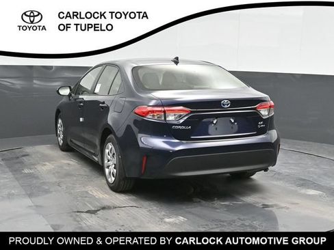 Used 2025 Toyota Corolla LE FWD image 10