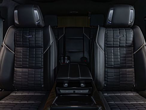 Used 2025 Cadillac Escalade Sport Platinum image 26