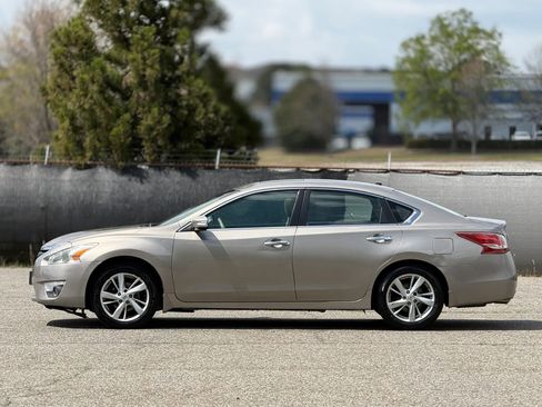 Used 2013 Nissan Altima 2.5 SV w/ 2.5SV Convenience Pkg image 8