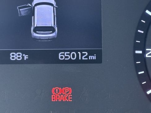 Used 2020 Kia Soul LX FWD image 28