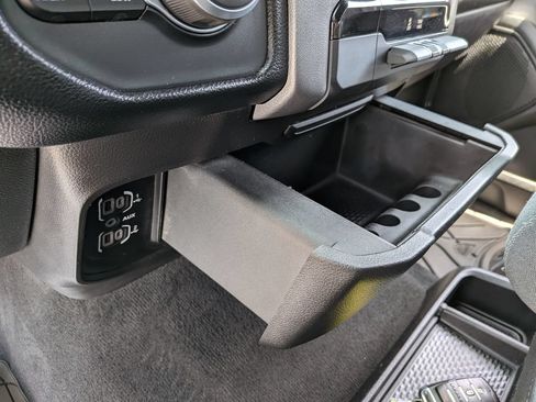 Used 2021 RAM 1500 Big Horn AWD/4WD image 32