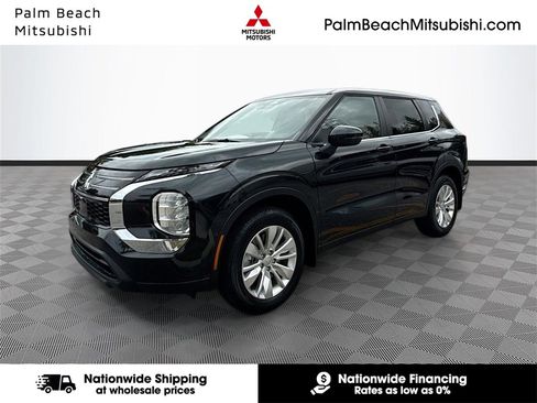 New 2025 Mitsubishi Outlander ES image 1