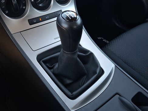 Used 2010 MAZDA MAZDA3 i Sport FWD image 15