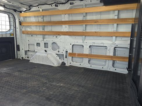 Used 2020 Ford Transit 250 Low Roof w/ Exterior Upgrade Package RWD image 12