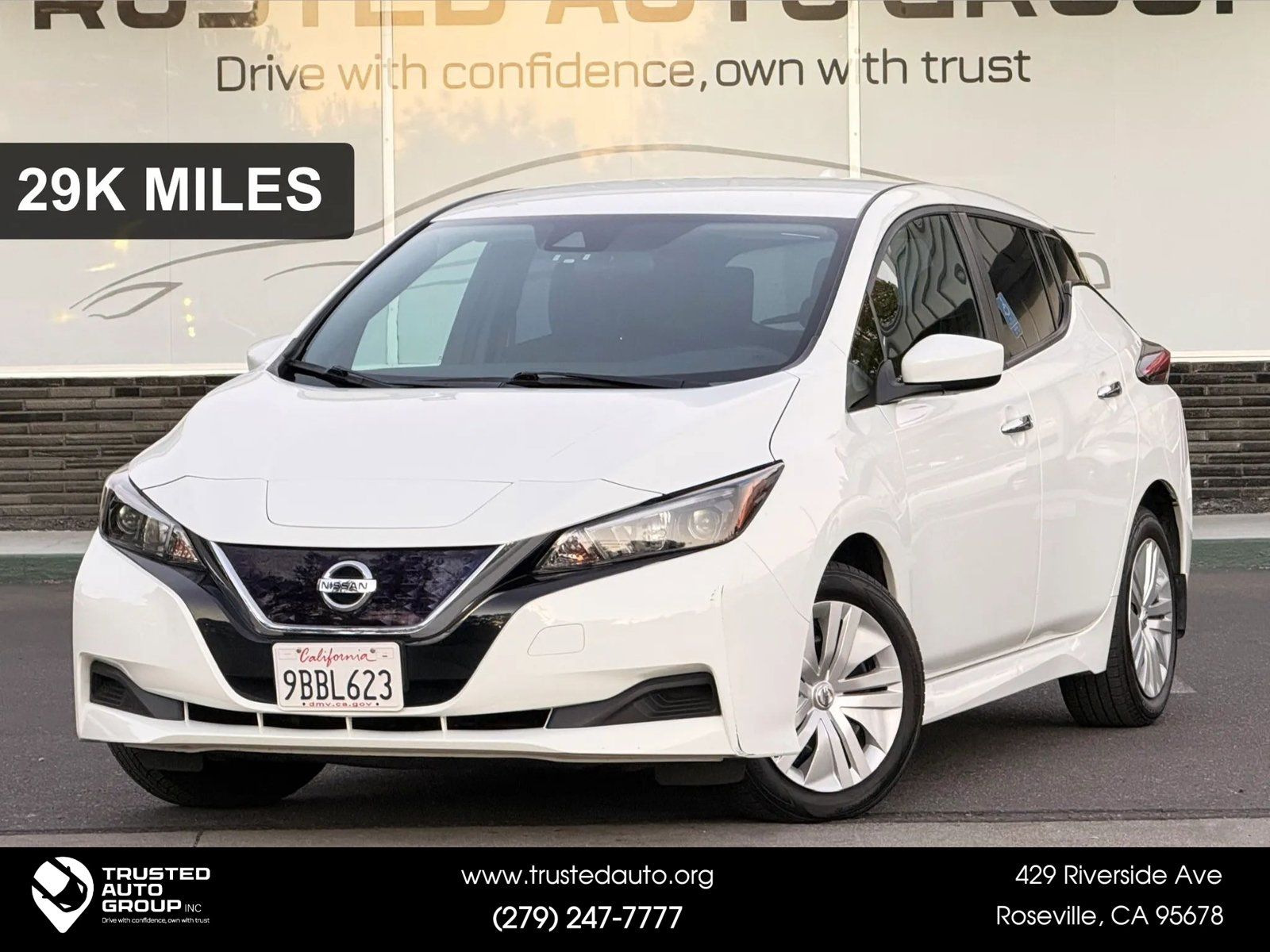 Used 2022 Nissan Leaf S FWD image 1