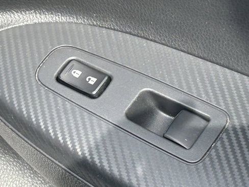 Used 2024 Mitsubishi Eclipse Cross SE image 36