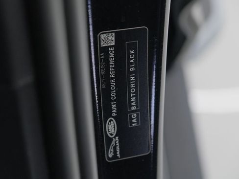 Used 2023 Land Rover Defender 110 V8 image 80