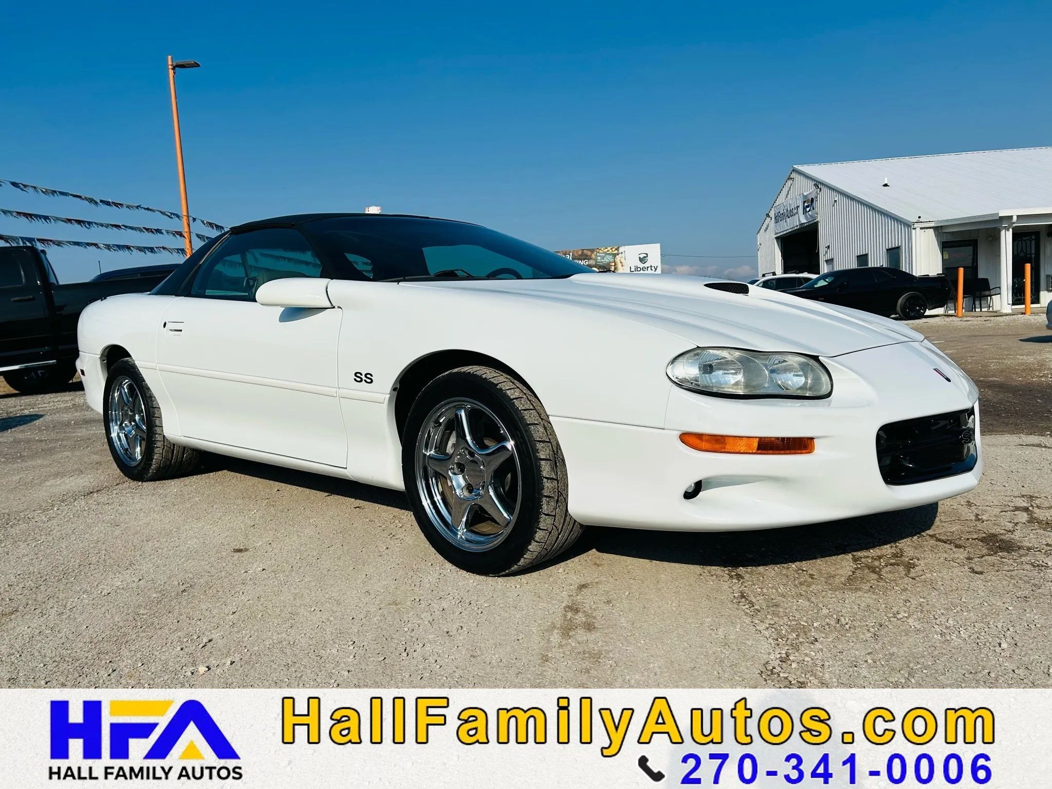 Used 2002 Chevrolet Camaro Z28 w/ SS Performance/Appearance Pkg RWD image 7