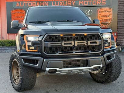 Used 2018 Ford F150 Raptor w/ Equipment Group 801A Mid
