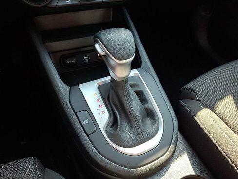Used 2023 Kia Forte LXS FWD image 18