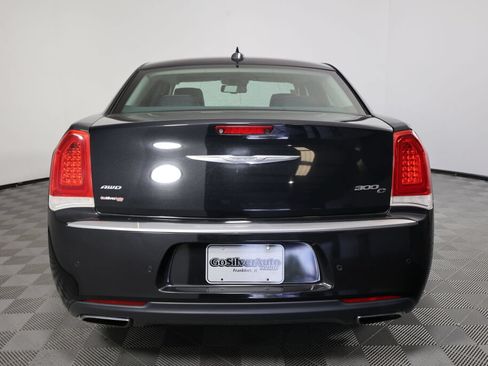 Used 2015 Chrysler 300 C Platinum w/ Harman/Kardon Audio Group AWD/4WD image 3