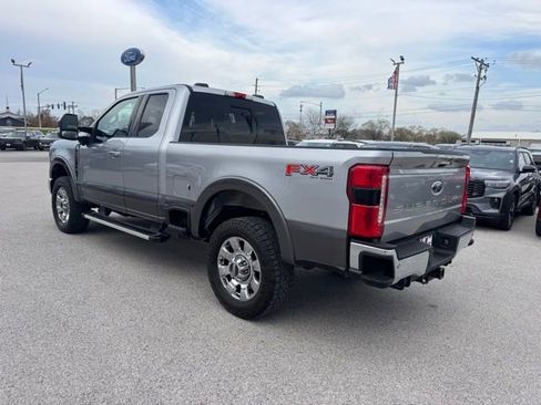 Used 2023 Ford F350 Lariat w/ Chrome Package AWD/4WD image 3