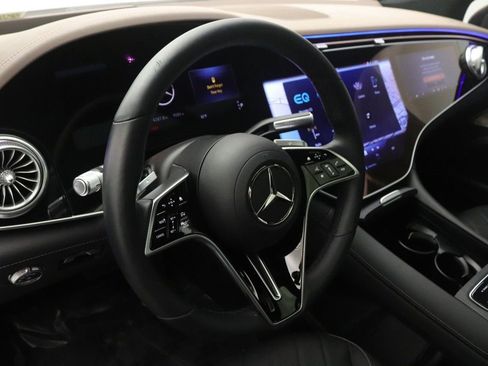 Certified 2023 Mercedes-Benz EQS 580 580 image 17