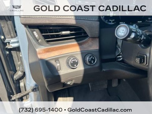 Used 2016 Cadillac Escalade ESV Premium AWD/4WD image 22