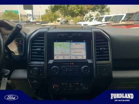Used 2018 Ford F150 XLT w/ Equipment Group 302A Luxury AWD/4WD image 12