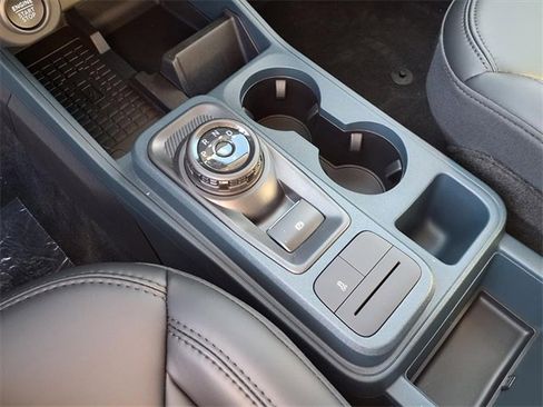 New 2025 Ford Maverick Lariat w/ Black Appearance Package image 14