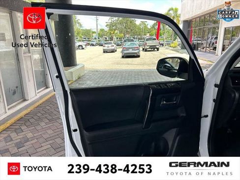 Certified 2024 Toyota 4Runner TRD Off-Road Premium w/ Moonroof Package AWD/4WD image 13
