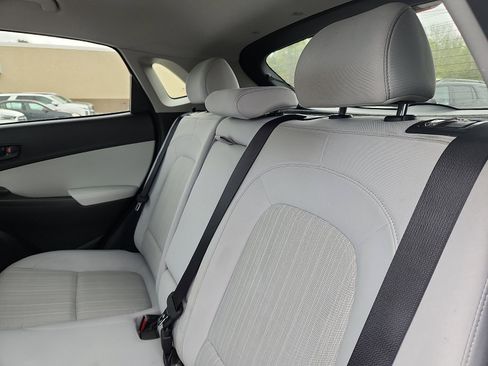 Certified 2023 Hyundai Kona SEL AWD/4WD image 25