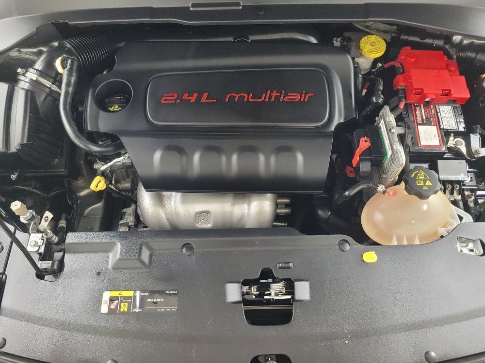 Used 2019 Jeep Compass Latitude FWD image 30