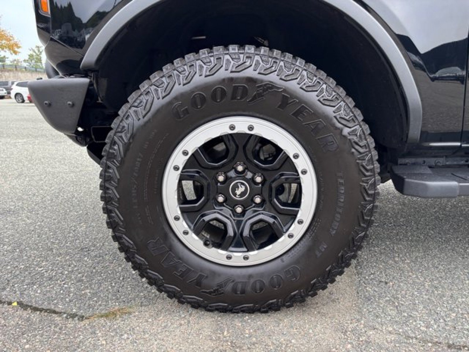 Used 2023 Ford Bronco Outer Banks w/ Sasquatch Package AWD/4WD image 9