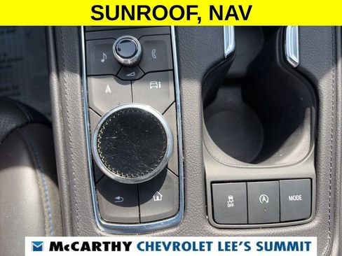 Used 2024 Cadillac XT4 Sport image 11