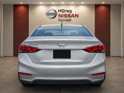 Used 2020 Hyundai Accent SE image 9