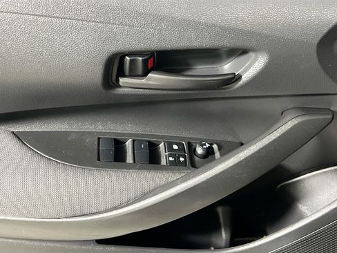 Used 2023 Toyota Corolla LE FWD image 16