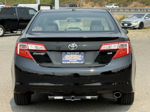 Used 2012 Toyota Camry SE FWD image 15