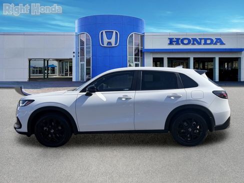 Certified 2024 Honda HR-V Sport image 4