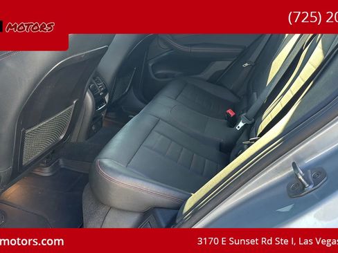 Used 2019 BMW X4 M40i w/ Premium Package image 10