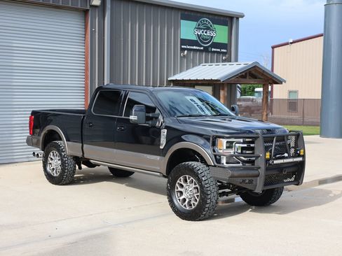 Used 2020 Ford F250 King Ranch w/ King Ranch Ultimate Package image 16