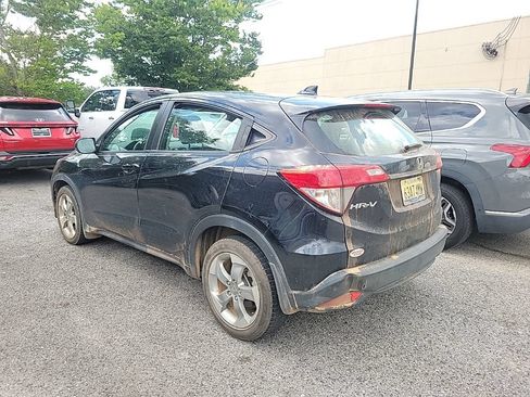 Used 2019 Honda HR-V LX image 4