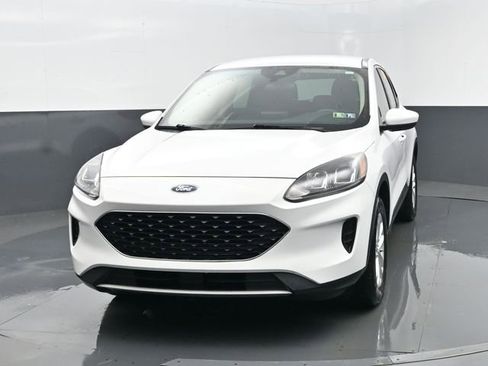 Used 2020 Ford Escape SE image 22