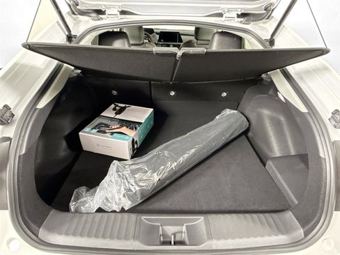 Used 2025 Toyota Prius XSE image 41