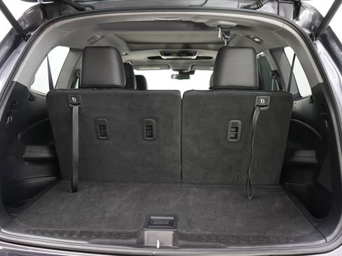 Used 2017 Honda Pilot Elite image 9