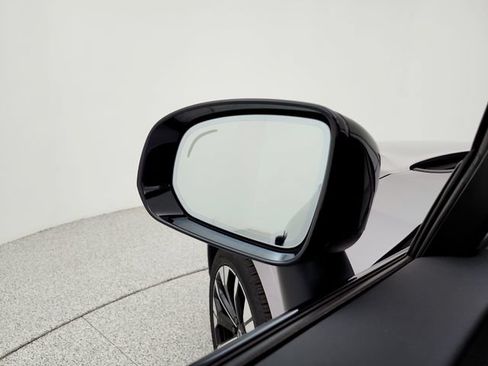 New 2026 Volvo XC60 B5 Plus w/ Protection Package Premier AWD/4WD image 19