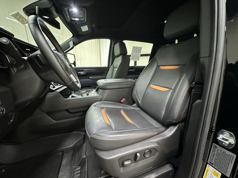Used 2025 GMC Sierra 2500 AT4 AWD/4WD image 26