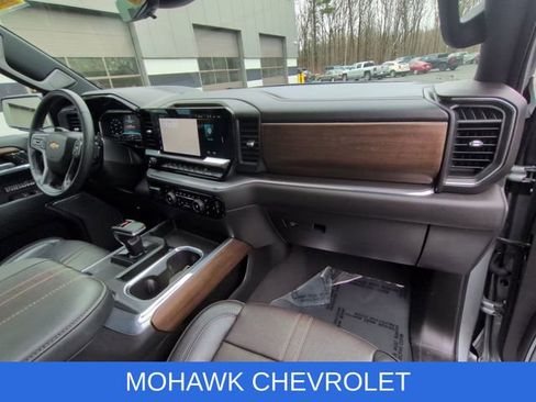 Used 2023 Chevrolet Silverado 1500 High Country w/ High Country Premium Package image 31