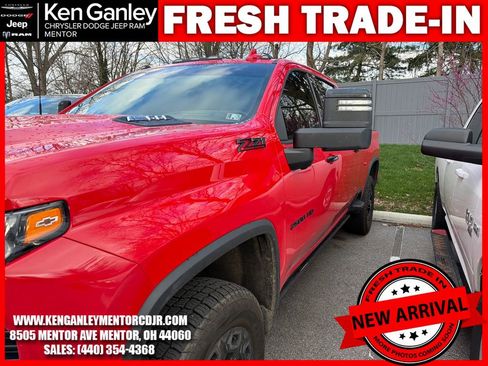 Used 2024 Chevrolet Silverado 2500 LTZ w/ LTZ Plus Package image 7